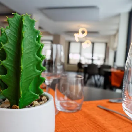 Restaurant L Echo Du 2* ג'רארדמר