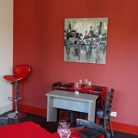 Restaurant L Echo Du 2* ジェラールメ